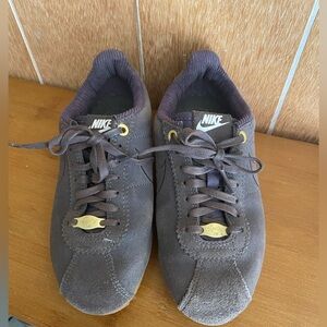 Nike x Maria Sharapova size 5